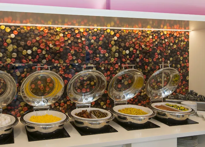 Hampton By Hilton Centre 3*