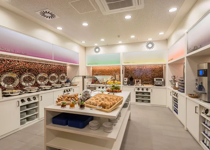 Hampton By Hilton Centre 3*