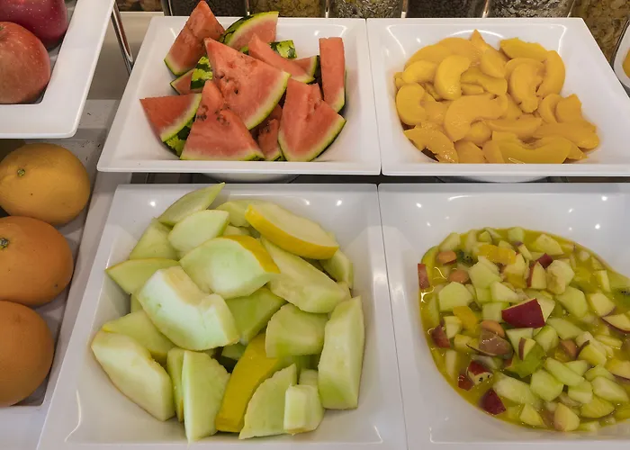 Hotel Hampton By Hilton Centre 3*