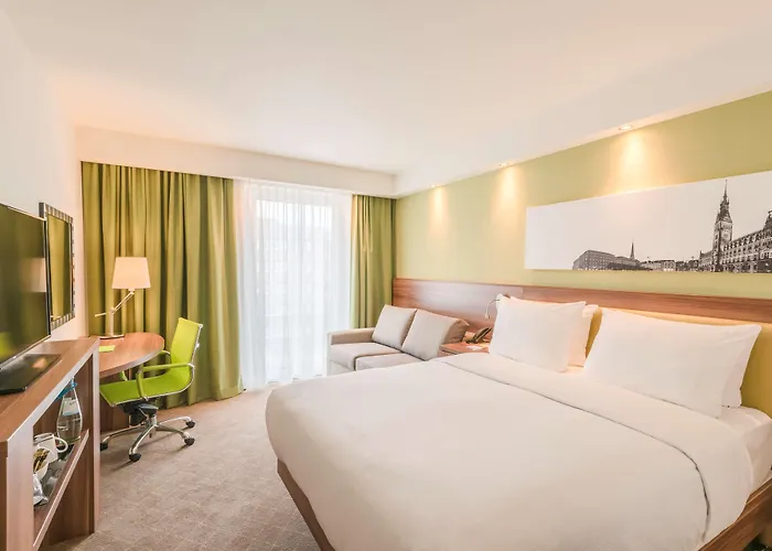 Hampton By Hilton Centre 3*