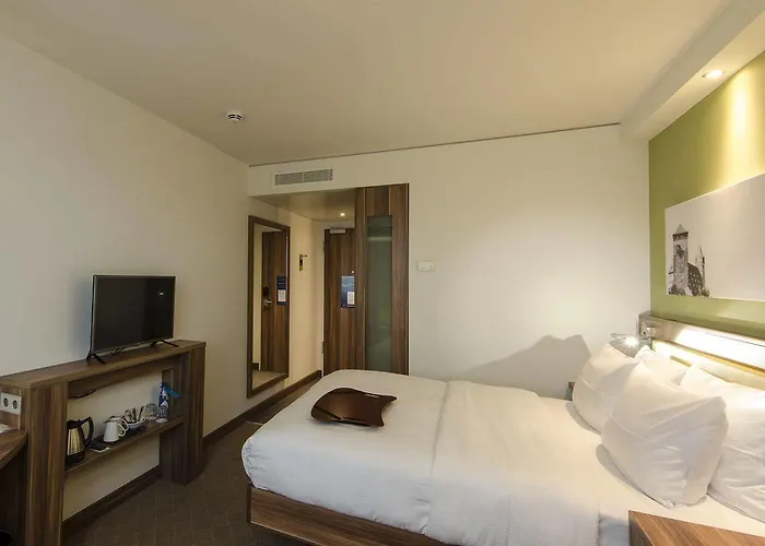 Hampton By Hilton Centre 3*